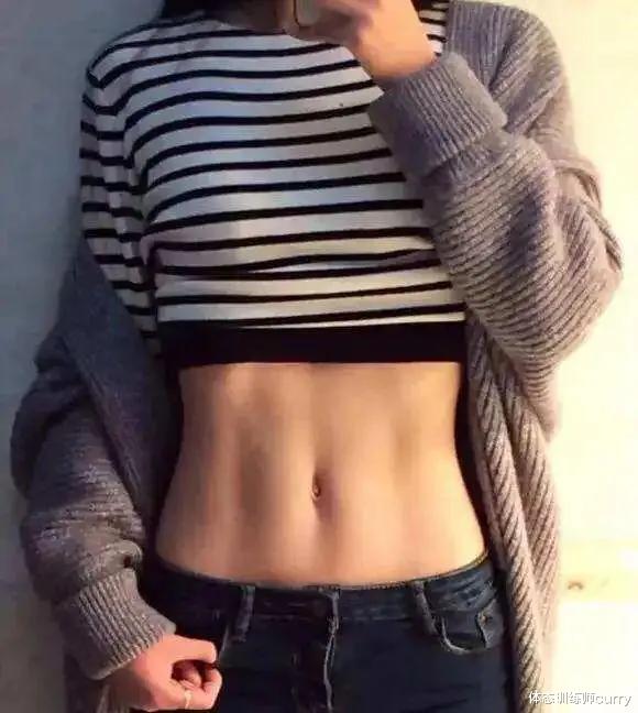 马甲线|女孩拥有马甲线才是真的美，注意两个方面，让你练出迷人马甲线