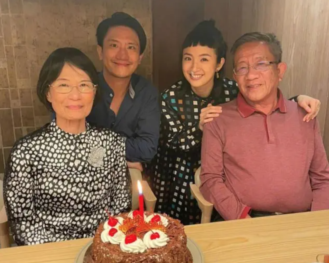 张鹤伦|恭喜林依晨，踏入了人生新的阶段，有了新的身份