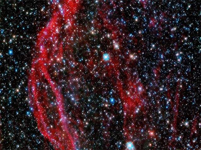 一颗死亡的白矮星 DEM L249