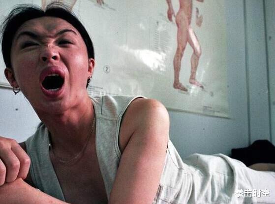 金星|著名导演炮轰金星：你本质上是男人，进女厕所属于耍流氓