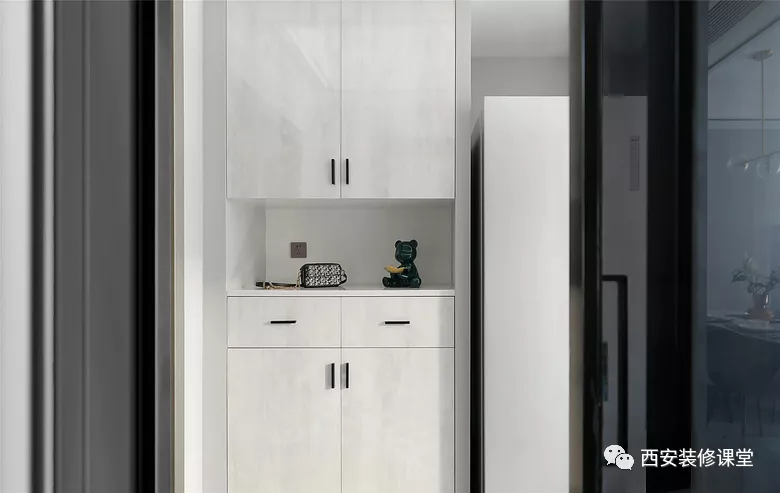 95㎡三室刚需，舍得投入也能有豪宅既视感