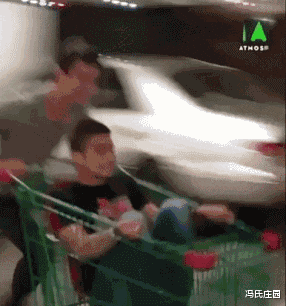  这是什么物种，这么神奇吗？是老鳖还是牛蛙啊？你们知道吗