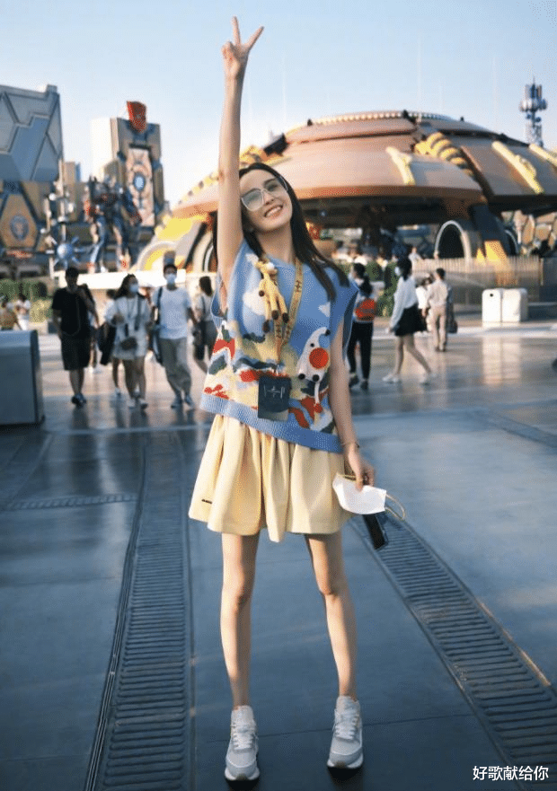 加纳|佟丽娅的“反击”,比想象中更“狠”