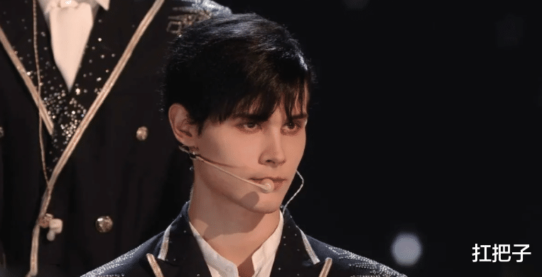 利路修|利路修的公司也太让人气愤了吧，不仅仅糟蹋粉丝的心意，还不把他们当一回事