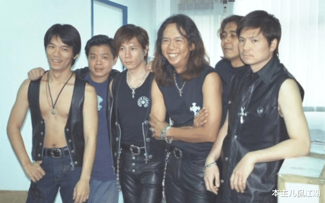 李明蔚|2021年去世的12个港星，最大90岁，最小31岁，太让人痛惜