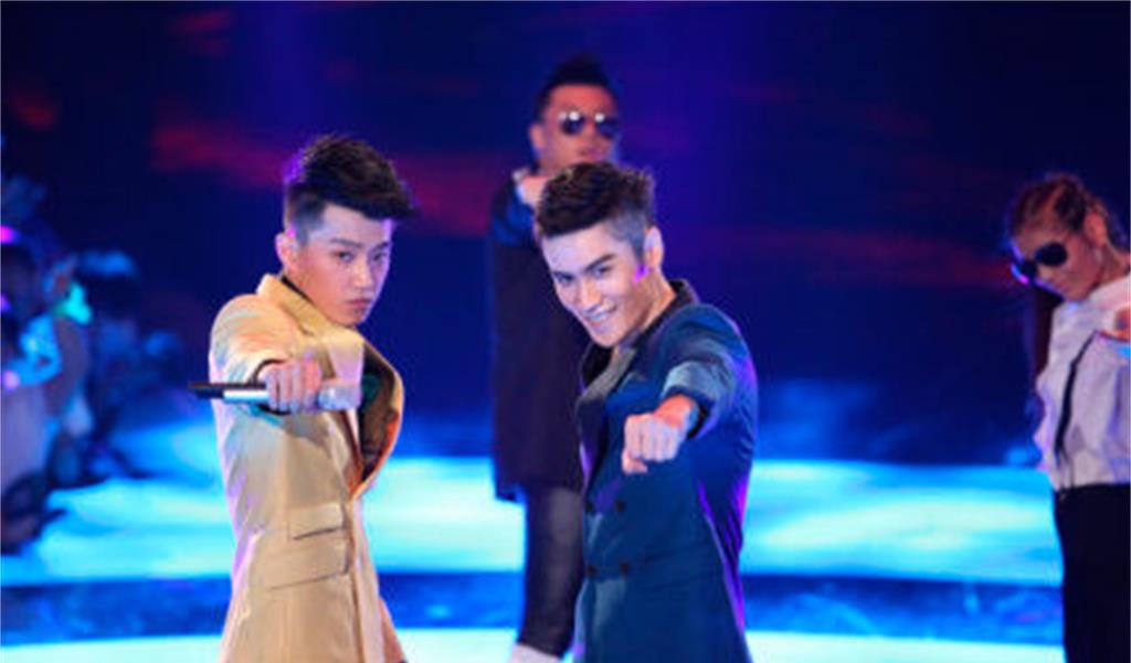 快乐男声|曾因复活赛引发争议的昔日快男，如今《小敏家》里自信帅气惹人爱