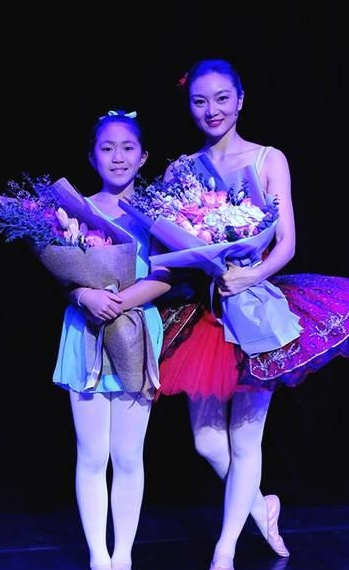 张艺谋|女学生娱圈“夺权”记：不是时代选择了陈婷，而是她读懂了张艺谋