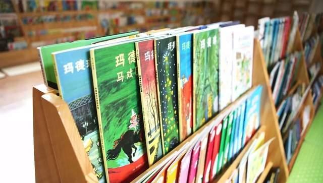 关宏峰服用过 “毒绘本”泛滥市场：别为了贪便宜，而断了孩子的精神“粮仓”