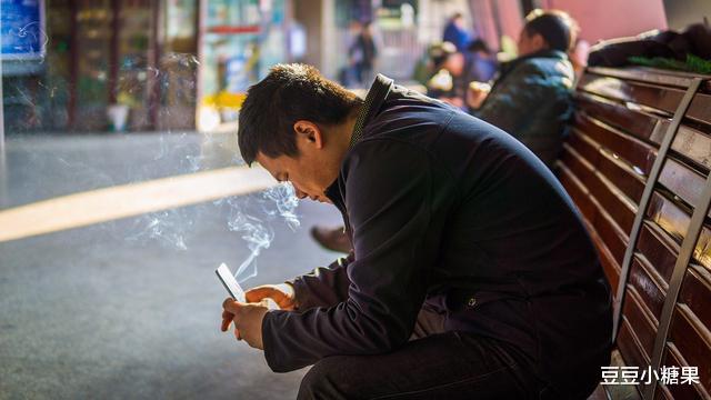 豆豆小糖果|为什么长大以后发现，自己一个朋友都没有，心理学家：正常状态