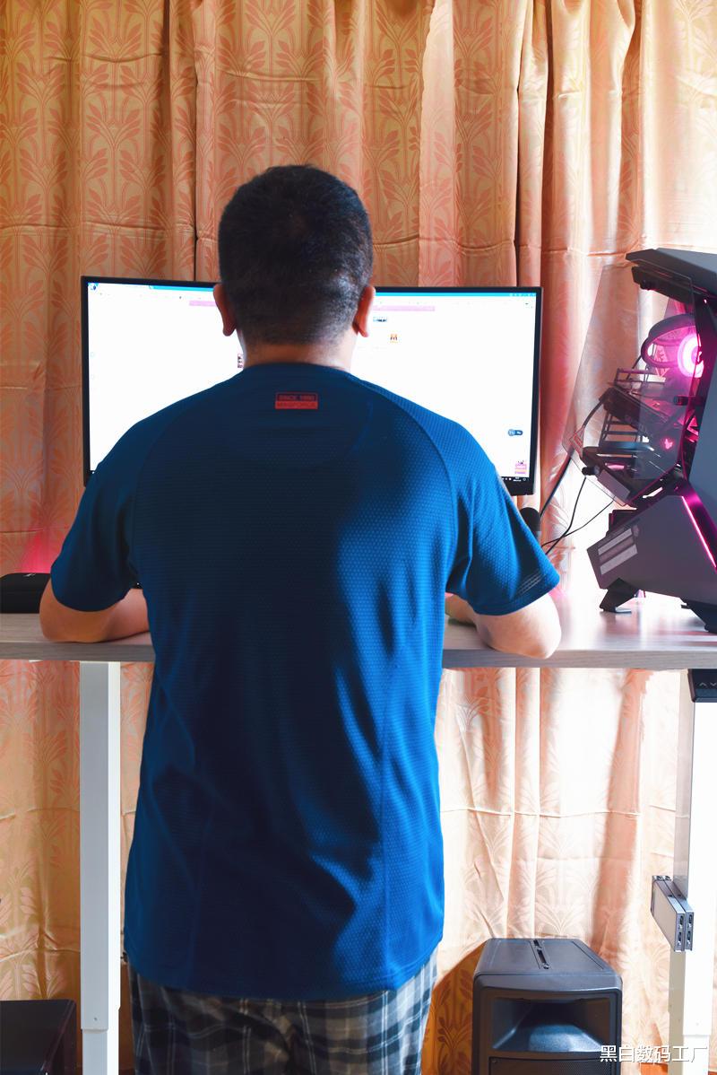 居家办公新玩法，升降自如随意摆头-JOY WORKER桌面套装组合