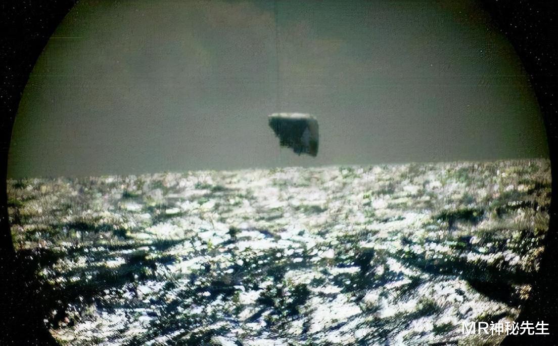外星人在寻找地球资源?北极圈附近出现UFO,并从海中盗取石油?