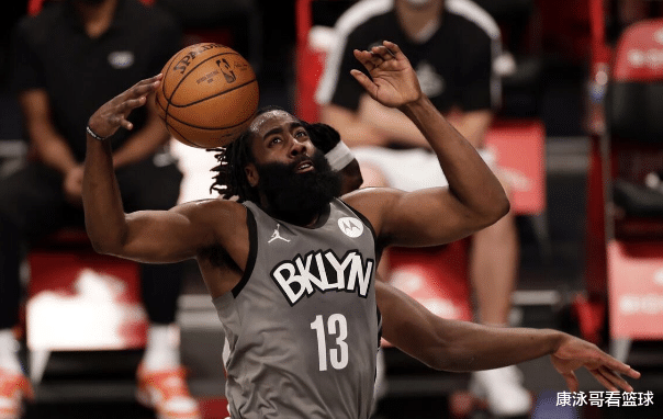 詹姆斯·哈登|狂砍25+7+3！哈登大爆發率隊逆轉追回10分，東契奇19+6和哈登對飚