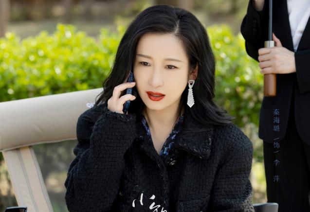 周迅|《红高粱》播出7年后，秦海璐周迅再度合作，新剧身份比妯娌更有趣