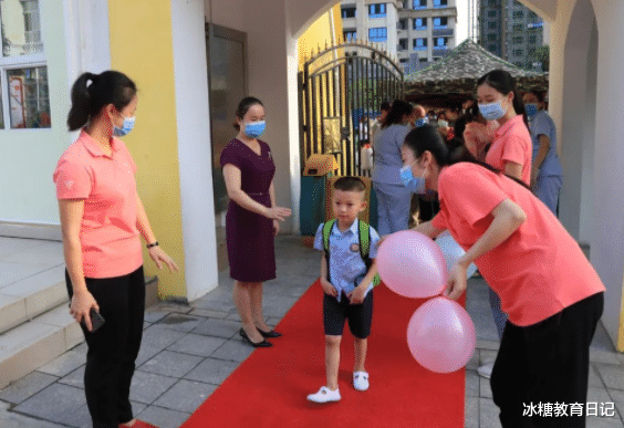 冷心为王 幼师误将“不雅”视频发到家长群，被幼儿园辞退，她该何去何从