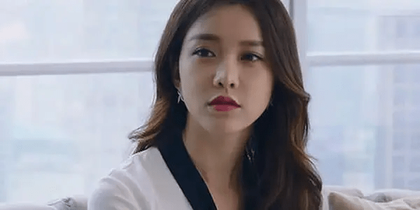 吴道子|网大版《封神》上映，女主“裹着几块布”秀身材，又毁了一部经典