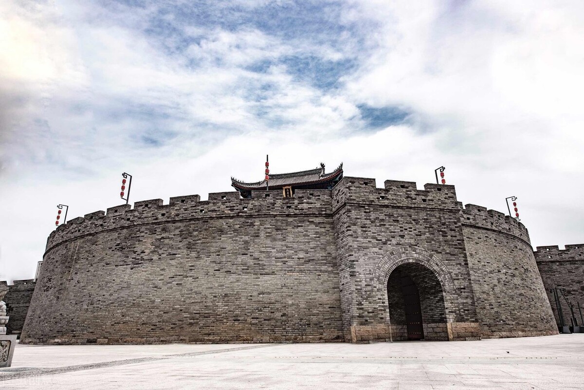 海西zhang 即墨有一座城，竟然藏了2200年的历史，年纪是青岛的20倍