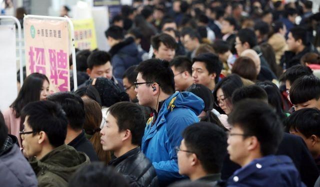 薪酬|我国平均月薪曝光!大部分人难达标,月薪“这数”难倒多少人?