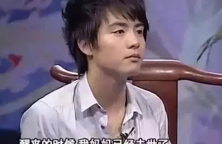 井柏然|幼年被抛弃的7位明星:井柏然靠老人捡废品养大, 舒畅10岁失去亲人