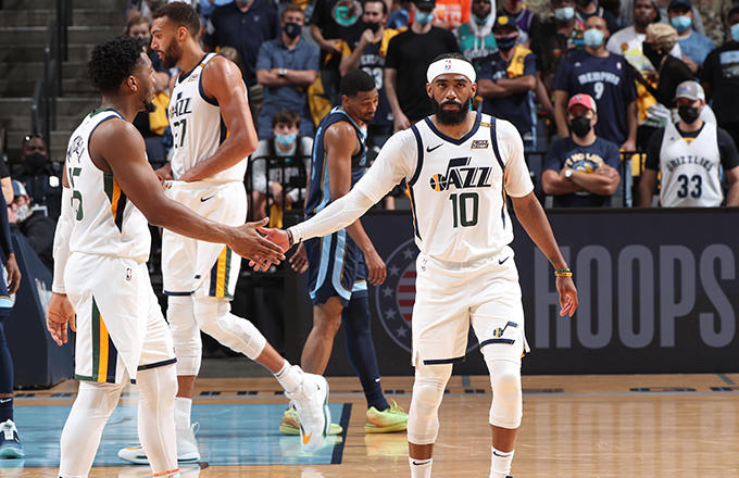 篮网队|湖人出局后最新的争冠概率出炉了，76人第三，篮网仅排第二，第一的确很强！