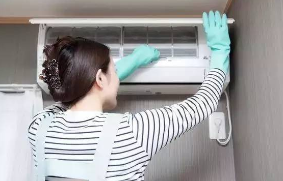 二柒山居|天热开空调，一开一关好还是一直开着好？听老电工说完，恍然大悟！