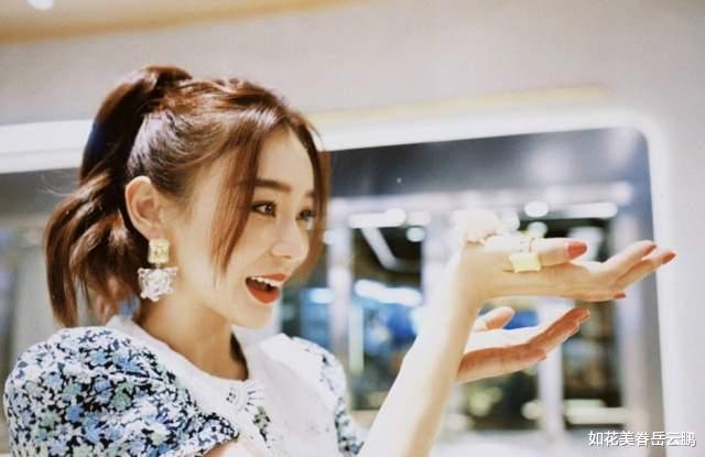 袁姗姗|马甲线女神近照疑似变脸，审美不好一定不要整容，网友：认不出来