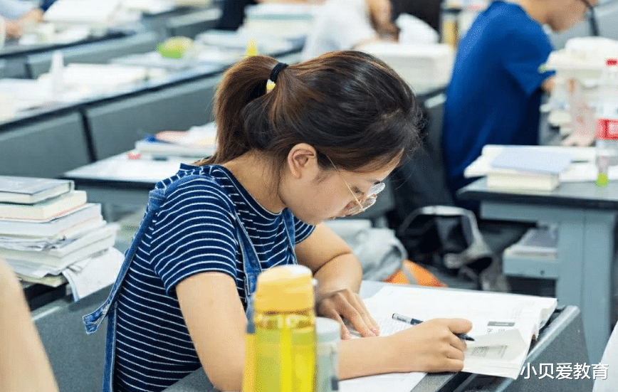 复旦大学|复旦435分考研生被刷，背后原因让人心寒，导师提问带有歧视性？