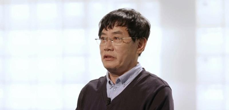 李京奎|他用“翻白眼”打开局面，韩国综艺大师李京奎的豪华别墅来之不易