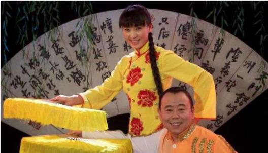 芒果台|春晚笑星潘长江，成名前睡厕所，兢兢业业30年，却在64岁身败名裂
