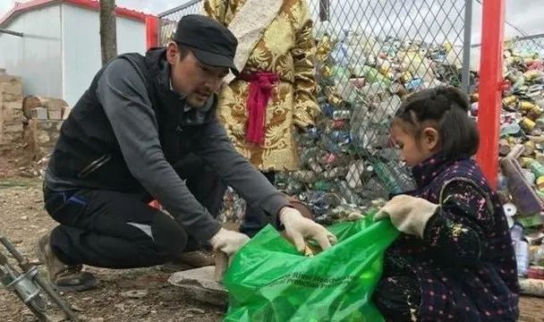 胡歌|有天王秘密登记结婚？女方隐忍5年无名份，圈内人皆知终于转正？