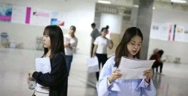 大学生|大学生就业迎来好消息！双非院校毕业生笑了