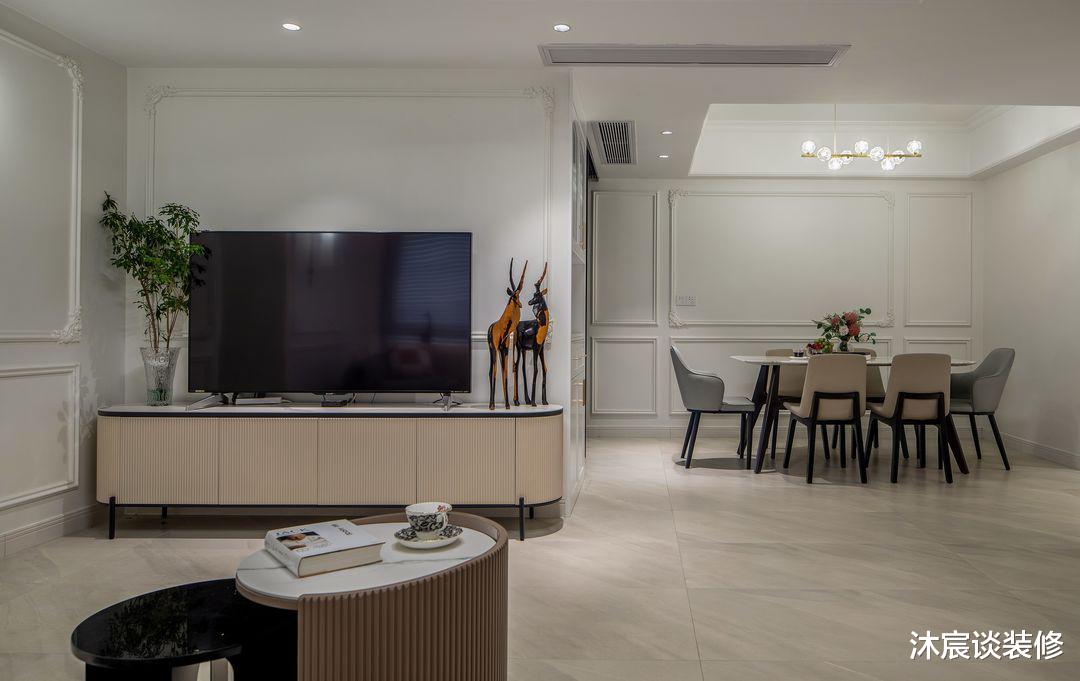 50岁阿姨太让人佩服，自己改造新家，场面很温馨，活出想要的样子