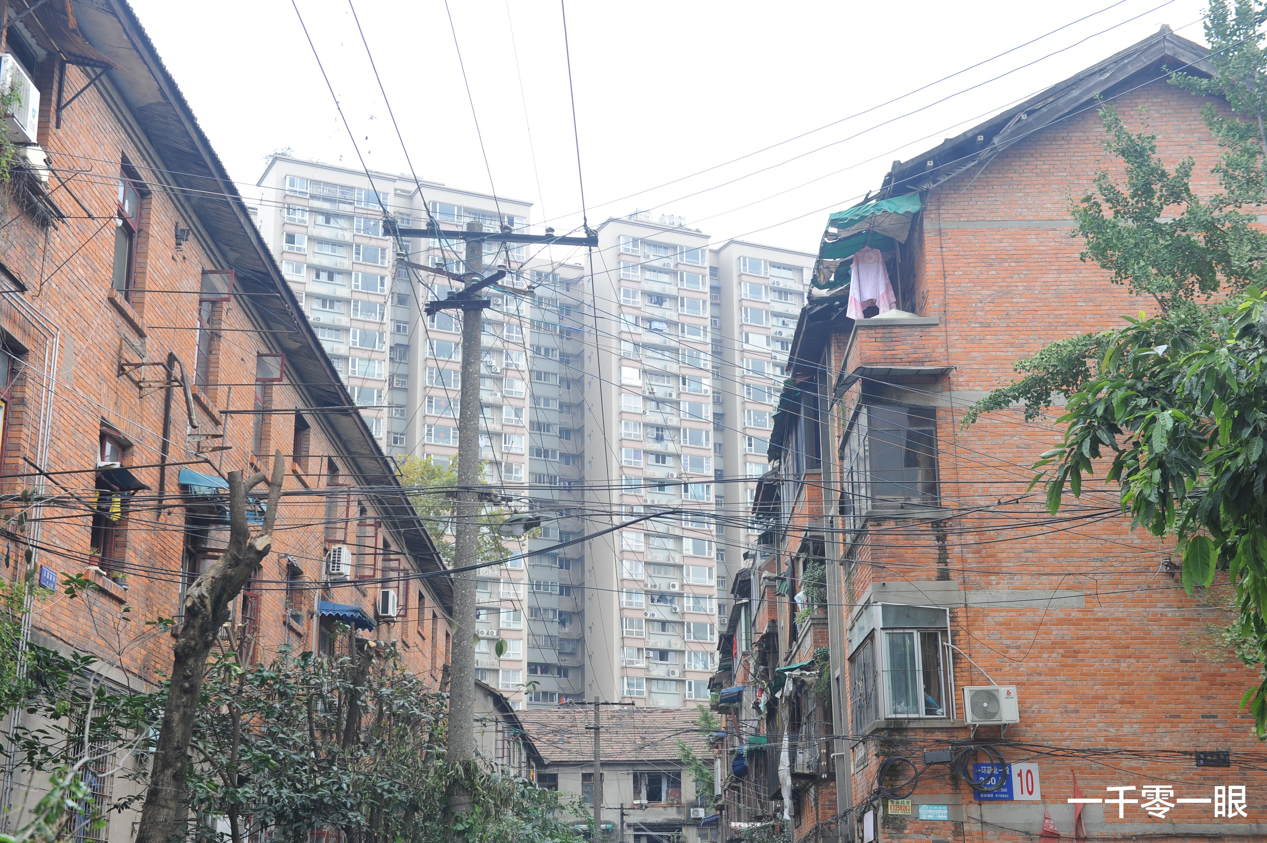 住房公积金|成都让人羡慕的红砖房，年轻人当初找对象很容易，现在几乎只有老年人居住
