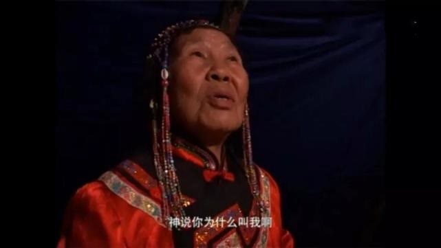 穿衣搭配|电影《灵媒》今年最恐怖的电影之一，网友: “都被吓哭了”