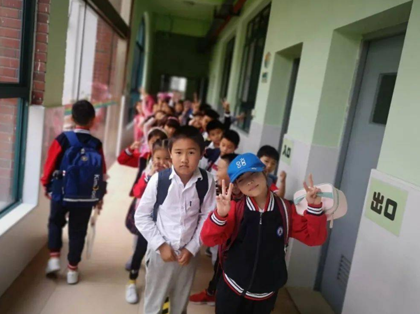 Ainee妈咪|教育部新通知,中小学可能要“民转公”?私立老师将何去何从