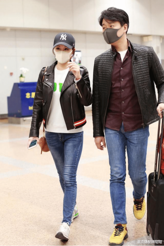 潮流搭配师甜甜 佟大为的媳妇虽然长相惊艳,但平时穿得真低调,一家五口很平常