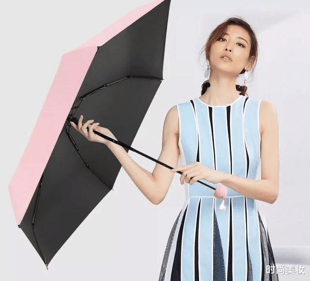 薇娅|薇娅\懒人伞\一夜爆红！专治“懒得带伞”“忘记带伞”！