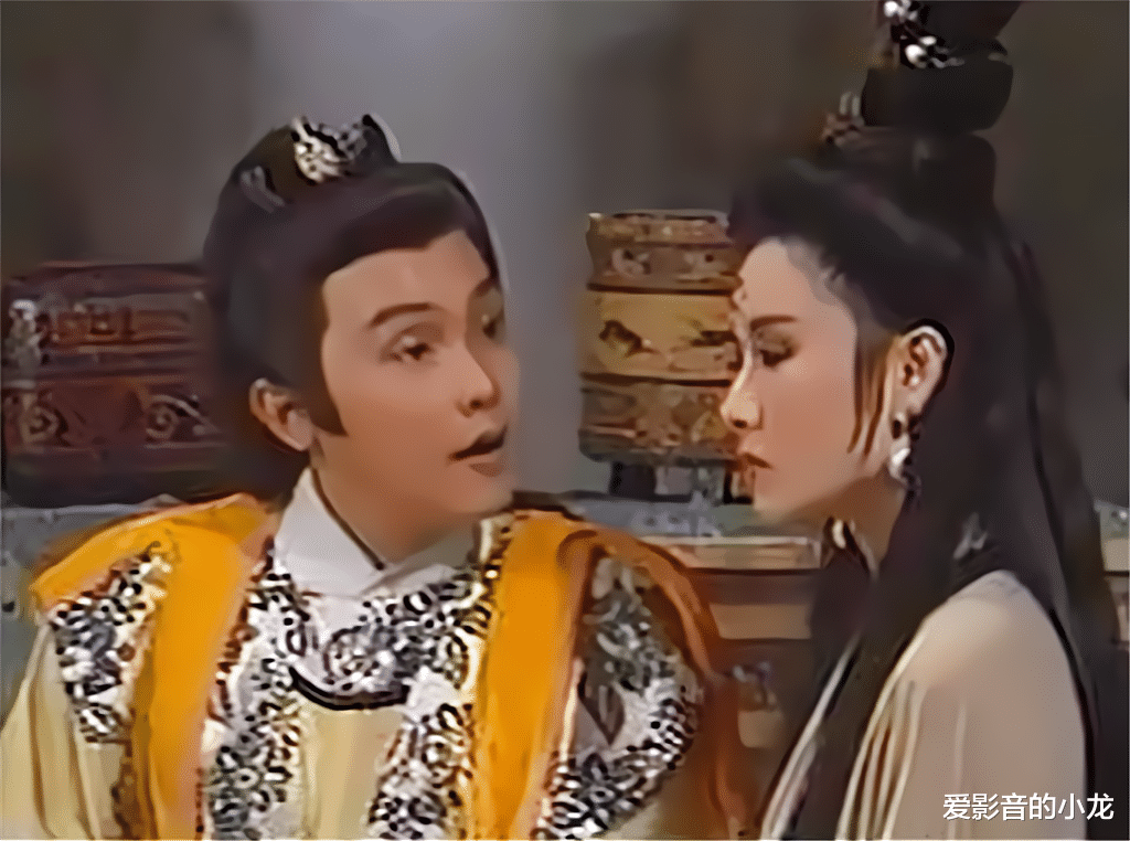 段誉|段誉磕1000个头，冰封的李秋水被成功解冻，90版《天龙八部》拍成了玄幻剧