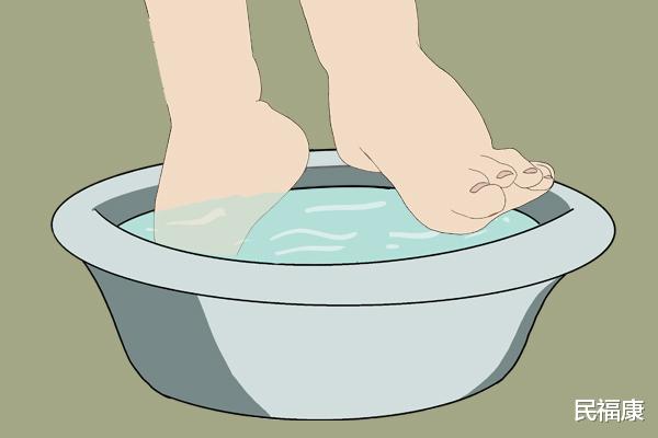 花椒|每天泡脚加点“料”,有益健康长寿,但三类人和泡脚“有缘无分”