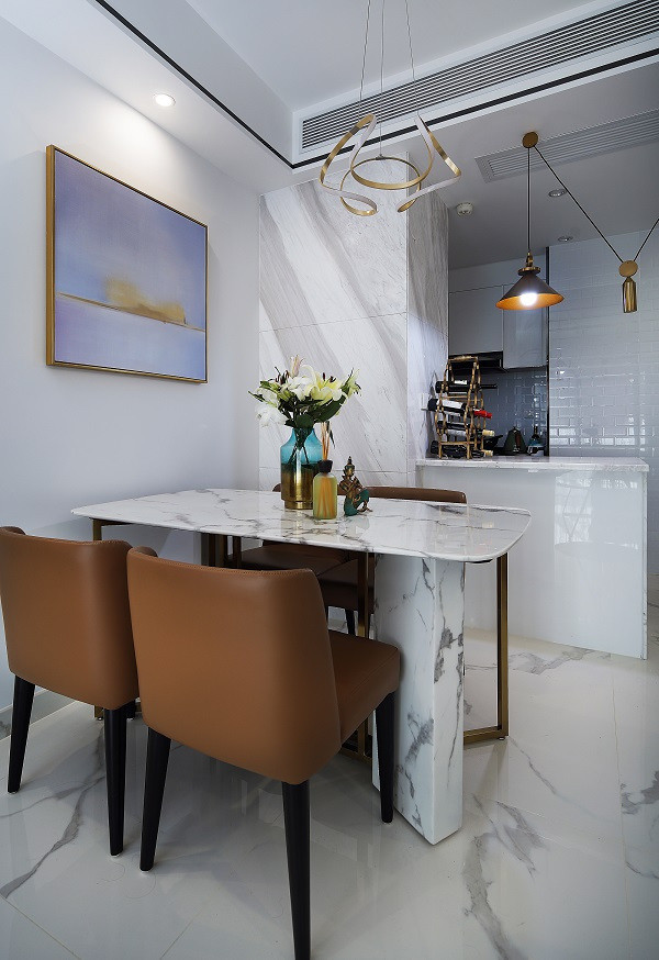 79平现代风二居室，在卧室静静地看书、喝茶，做一个有灵魂的人