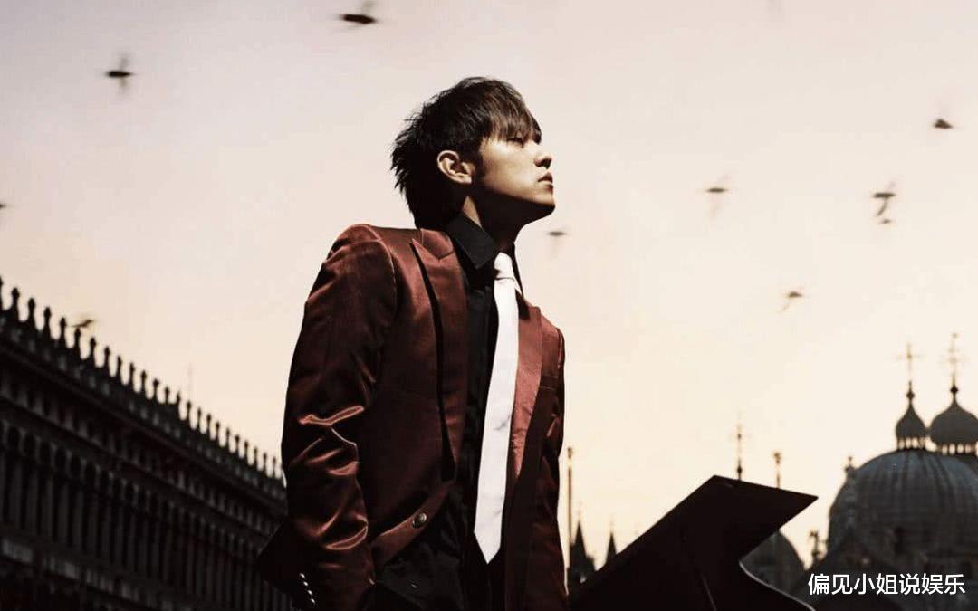 周杰伦|网络歌曲刷榜TMEA音乐盛典，引发网友热议，周杰伦被送上了热搜