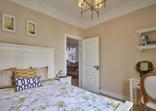 |参观朋友家的130㎡美式复式新房，刚进客厅，就感受到一股贵气！