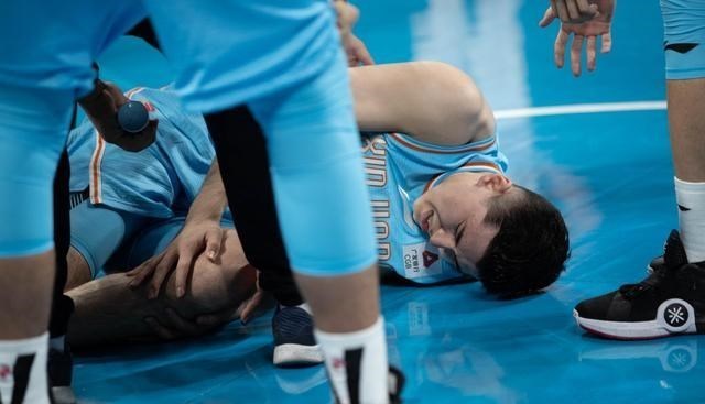 曲依成星座迷 43+3+2，还有球迷记得他吗？