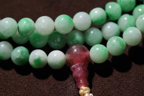 翡翠|老翡翠一百零八佛珠手持