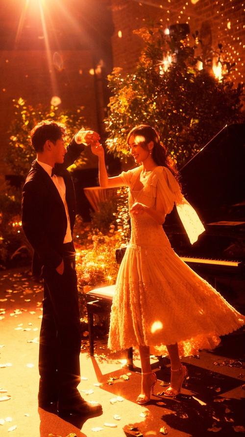 结婚照|有种秀恩爱结婚照叫唐嫣，别人都中规中矩，她却和别人不一样