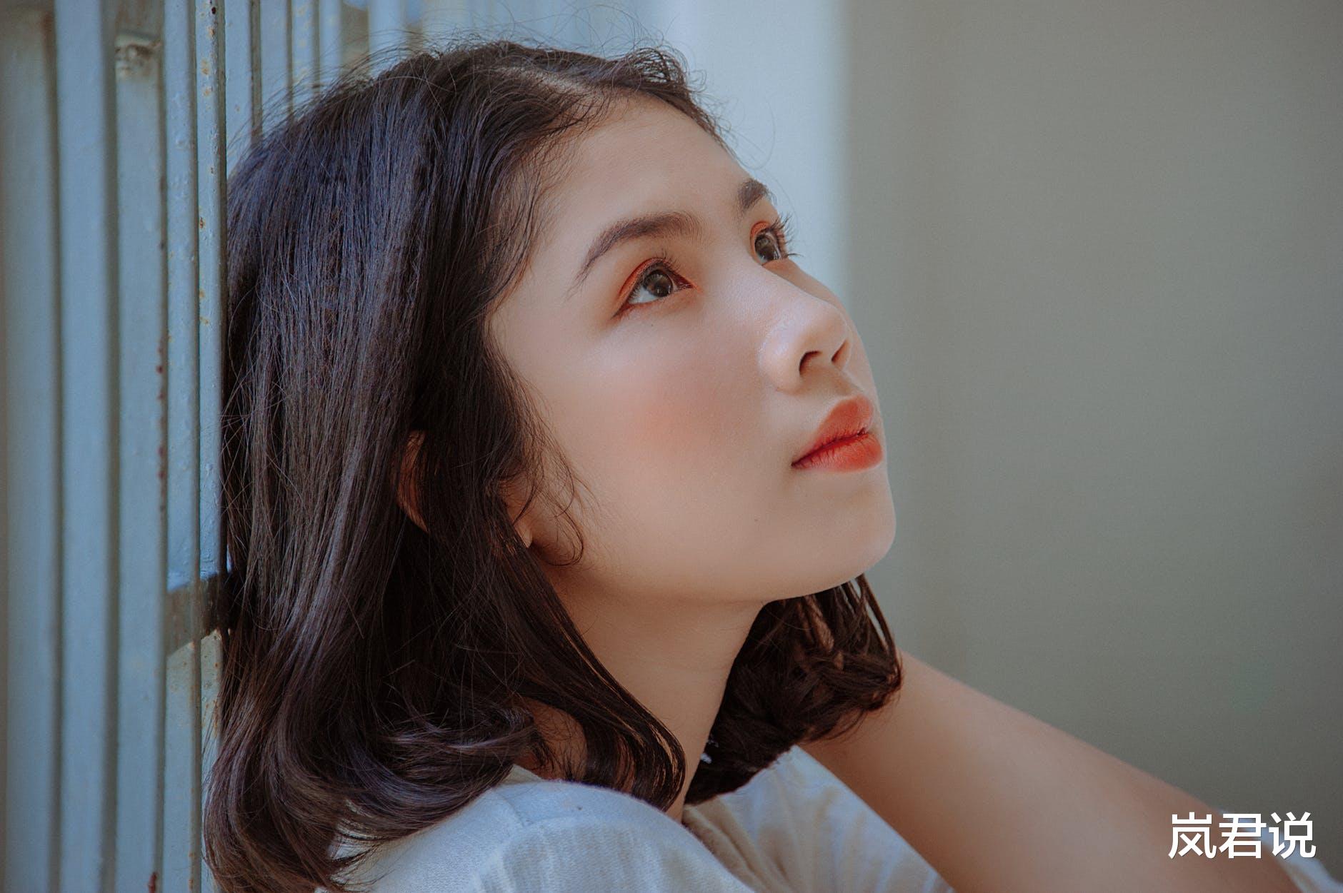 岚君说|当一个男人真正动心后，就会有这三种“生理反应”