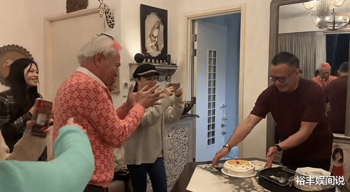 李龙基|77岁白韵琴为小15岁老公庆功，李龙基携娇妻现身，对方小其近40岁
