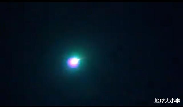 银河航天 巨大流星划过挪威夜空 目击者:当时连空气都在震动