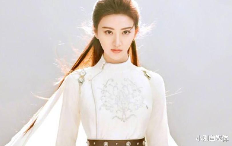 景甜|景甜新剧未拍先火，搭档欢娱一哥，香港一级导演执导原作者任编剧