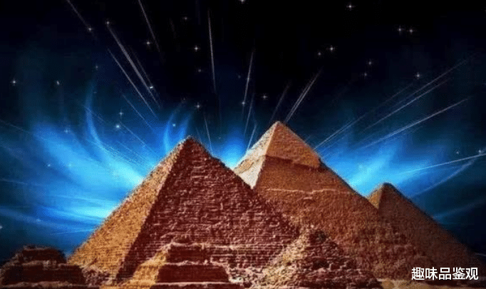 中科院 专家发现33000年前的金字塔，顶端不断发射出电磁波，直达太空