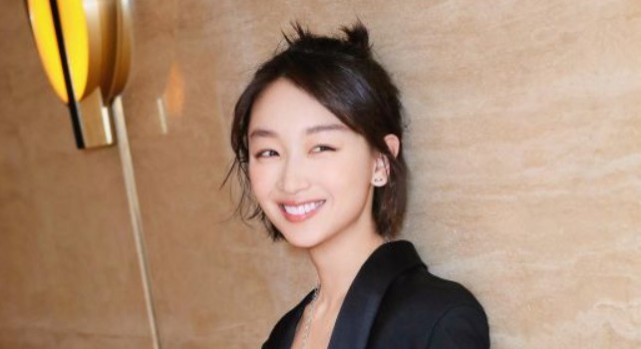 吉克隽逸|周冬雨的天价片酬被曝光，她的人设也彻底崩塌了吗？